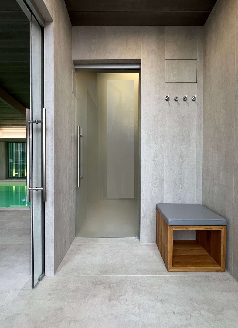 Swimming pool pavilion by PROJECT architectural bureau