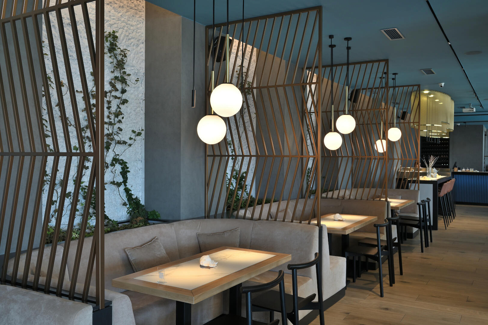 MORE Seafood Restaurant by PROJECT architectural bureau