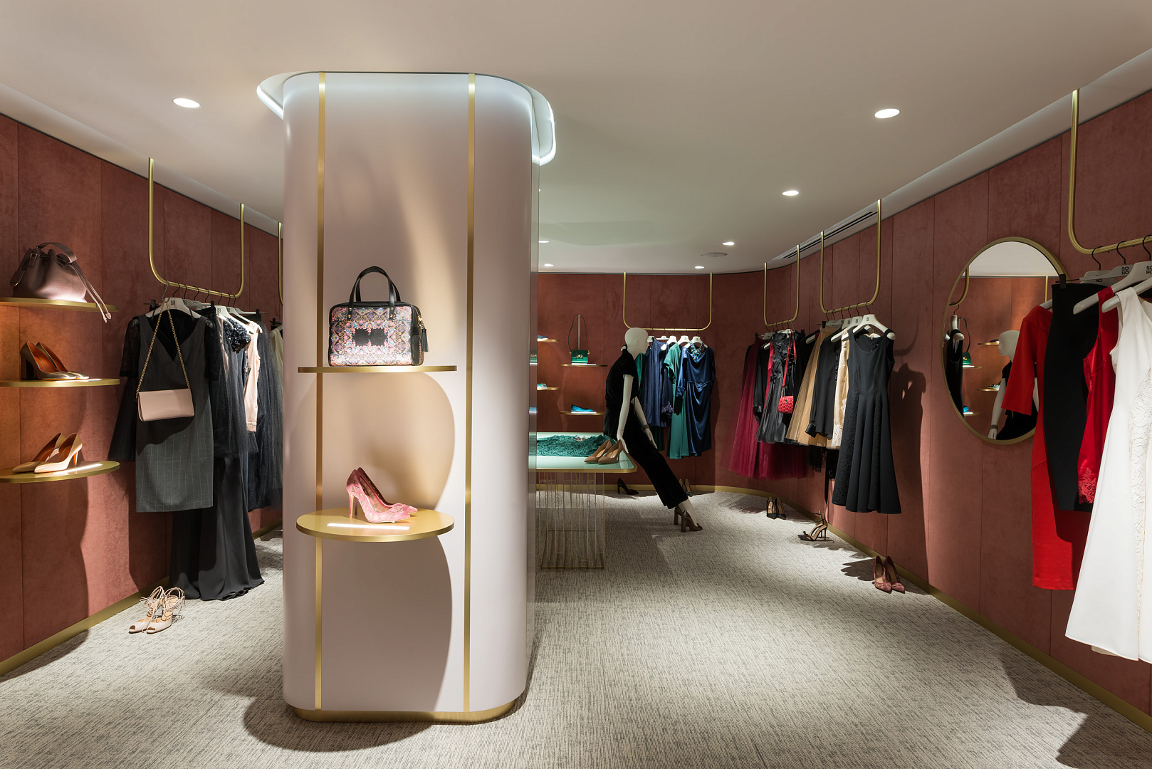 SOHO 32 by PROJECT architectural bureau
