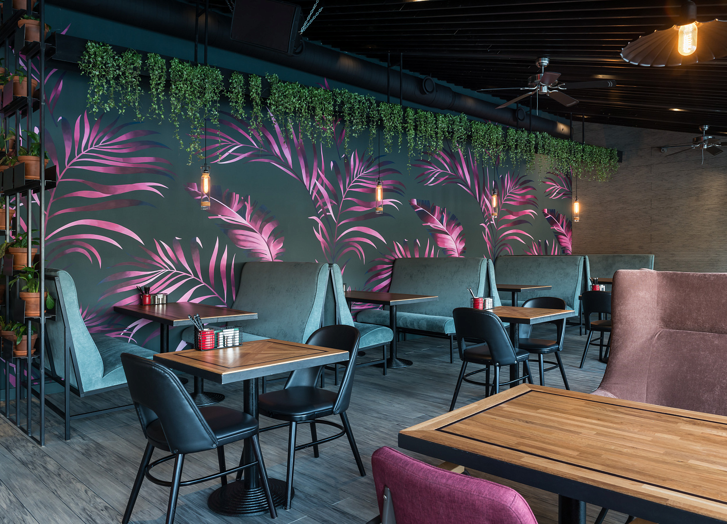 BBQ Bar&Grill Restaurant by PROJECT architectural bureau