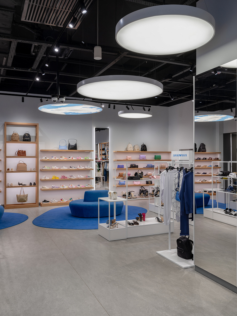 Grande Boutique SPACE by PROJECT architectural bureau