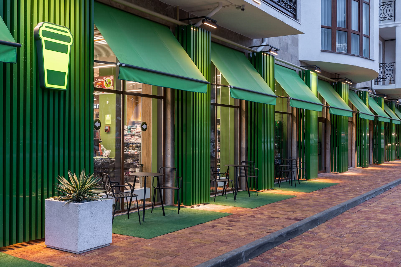 TABRIS Supermarket in Gelendzhik by PROJECT architectural bureau