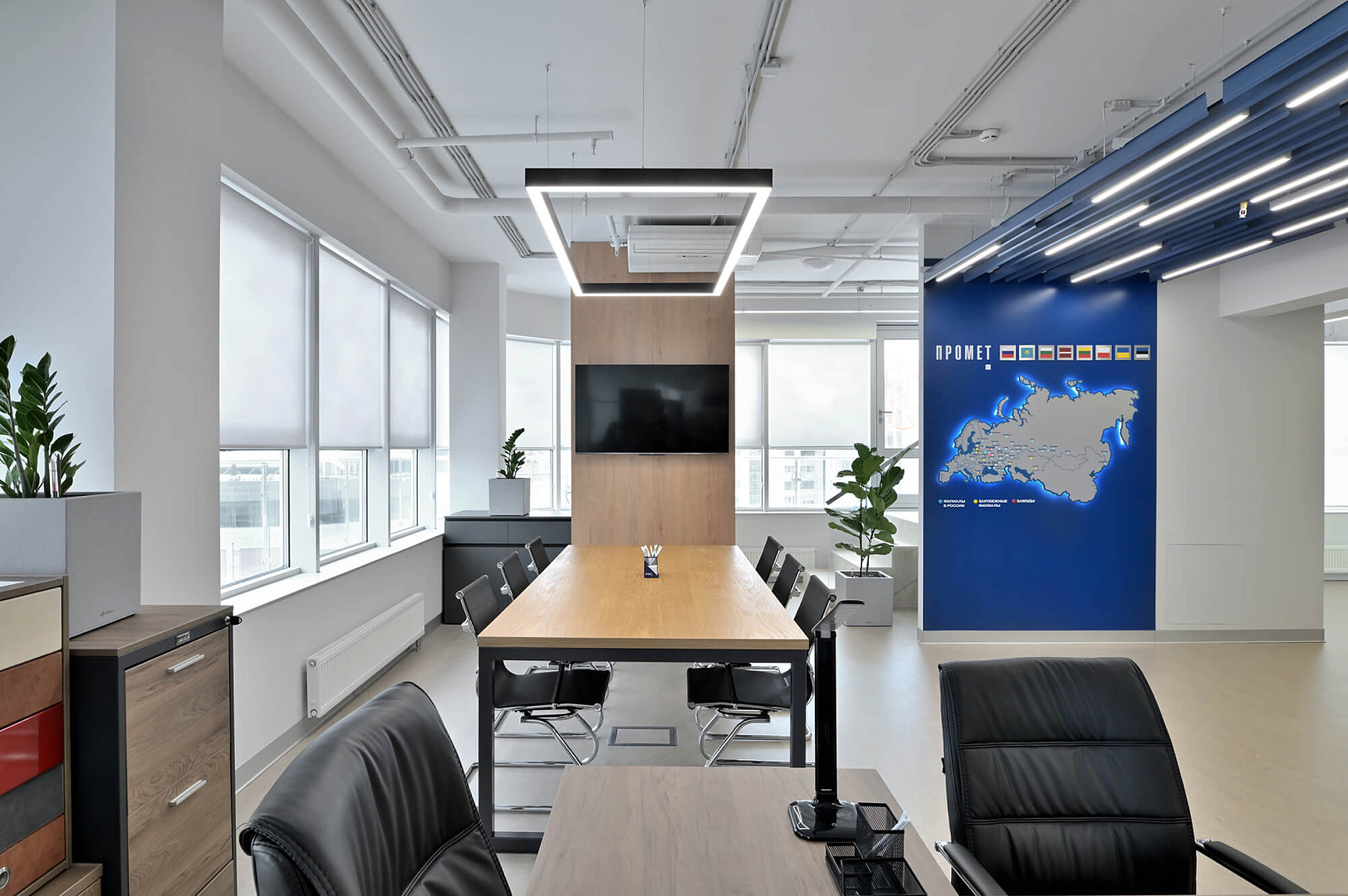 PROMET Company's Showroom by PROJECT architectural bureau